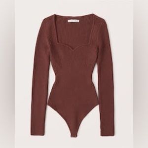 NWT Long Sleeve Sweetheart Neck Bodysuit (Maroon Brown)